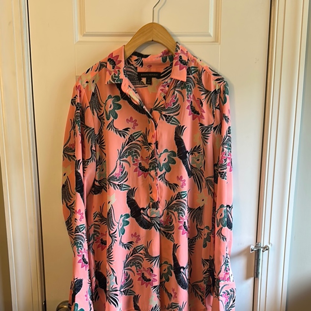 Banana Republic Pink Long Sleeve Button Down Shirt Floral & Birds
